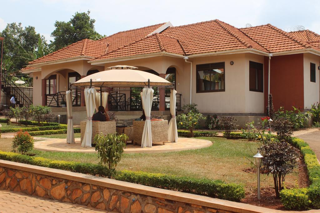 Signature Hotel Apartments Jinja Exterior foto