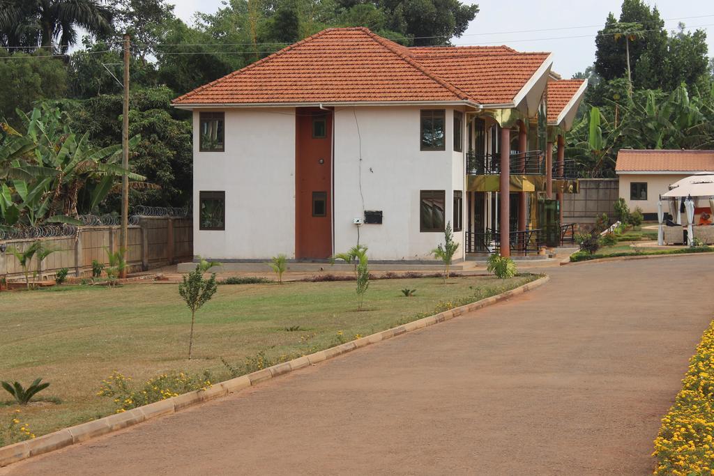 Signature Hotel Apartments Jinja Exterior foto